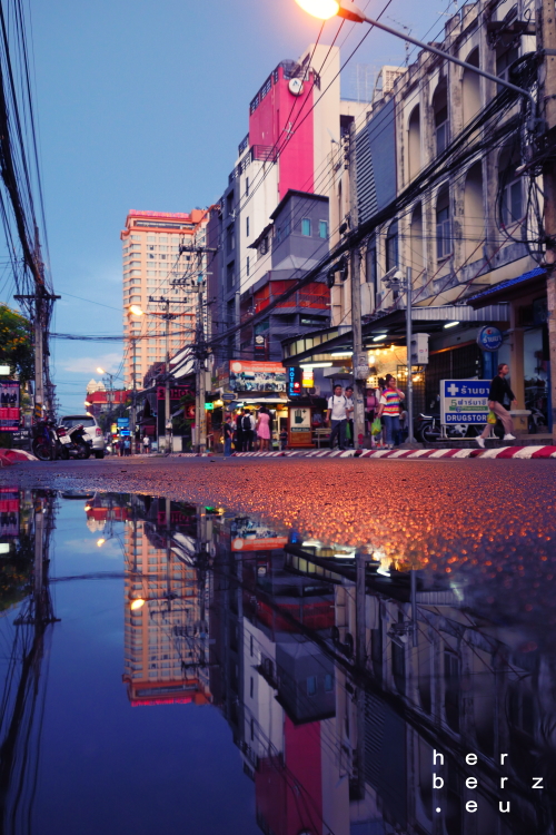 33/2020 – Reflecting Bangkok